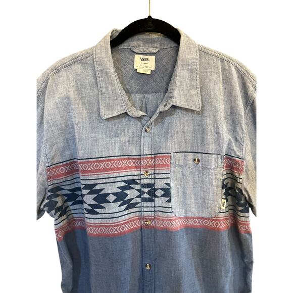 VANS MENS SHORT SLEEVE TAILORED FIT BUTTON DOWN CASUAL SHIRT AZTEC PATTERN - Picture 3 of 10